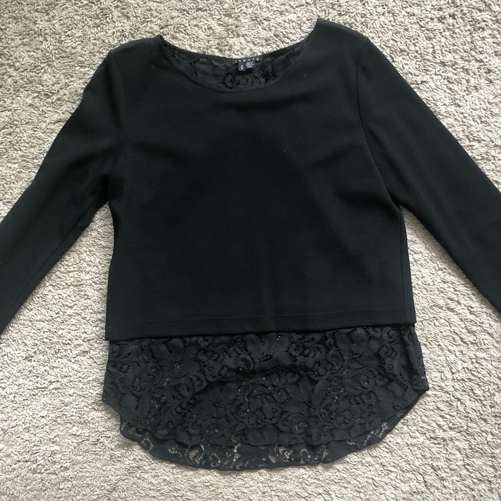 🆕 Theory long sleeved top